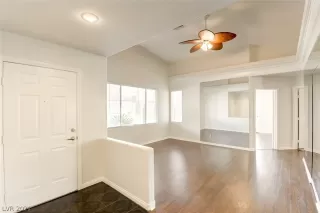 Photo #1: 2266059 Listing 