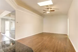 Photo #3: 2266059 Listing 