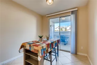 Photo #2: 2266060 Listing 