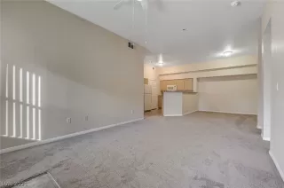 Photo #2: 2266067 Listing