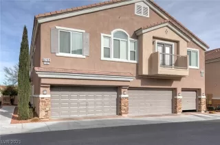 Photo #1: 2266077 Listing