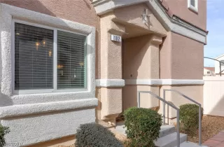 Photo #2: 2266077 Listing