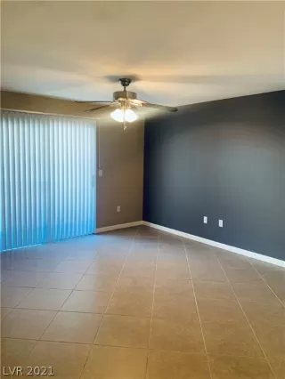 Photo #1: 2266106 Listing