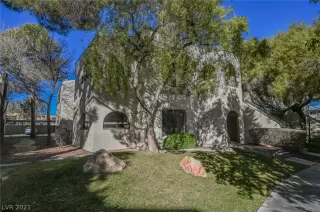 Photo #2: 2266127 Listing