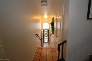 Photo #4: 2266135 Listing