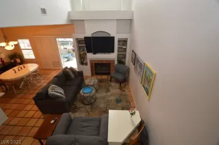 Photo #5: 2266135 Listing