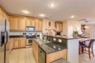 Photo #4: 2266138 Listing 