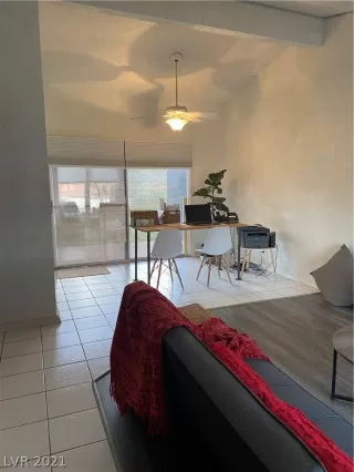 Photo #5: 2266171 Listing