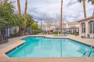 Photo #1: 2266240 Listing