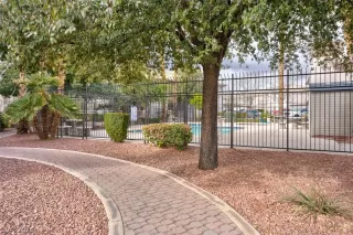 Photo #2: 2266240 Listing