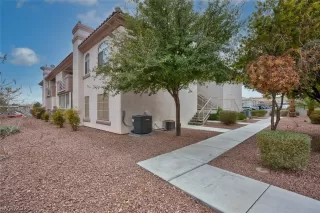 Photo #3: 2266240 Listing