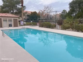 Photo #2: 2266242 Listing 