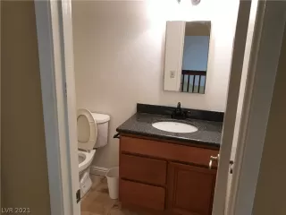 Photo #4: 2266445 Listing