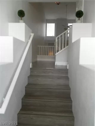 Photo #1: 2266461 Listing