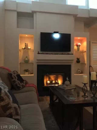 Photo #3: 2266461 Listing