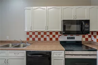 Photo #6: 2266462 Listing 