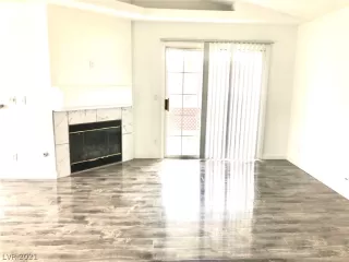 Photo #1: 2266498 Listing 