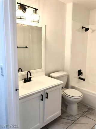 Photo #5: 2266498 Listing 