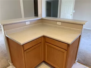 Photo #3: 2266519 Listing