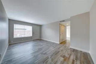 Photo #1: 2266525 Listing 