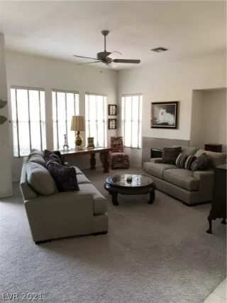 Photo #5: 2266560 Listing 