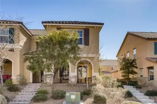 Photo #1: 2266568 Listing