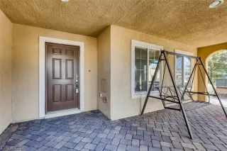 Photo #2: 2266568 Listing