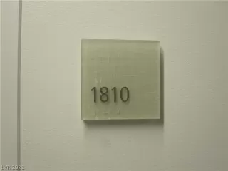 Photo #1: 2266605 Listing