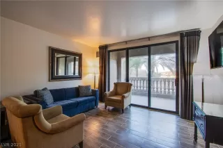 Photo #5: 2266610 Listing 