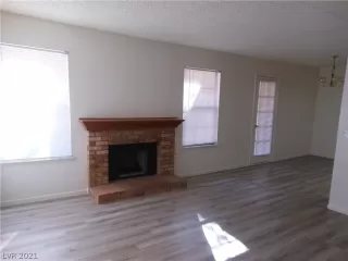 Photo #6: 2266617 Listing 