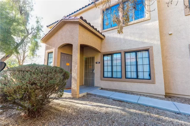 MLS: 2266625 Condo For Sale