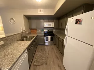 Photo #5: 2266637 Listing