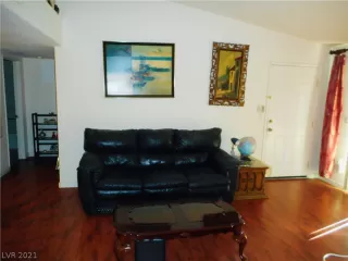 Photo #1: 2266661 Listing 