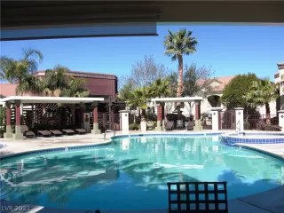 Photo #6: 2266661 Listing 