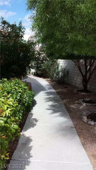 Photo #3: 2267682 Listing 