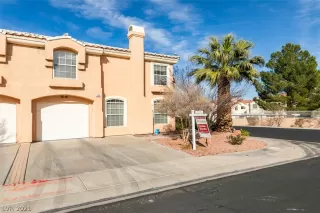 Photo #1: 2267703 Listing 