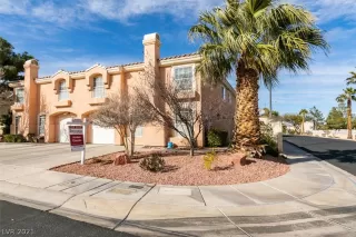 Photo #2: 2267703 Listing 