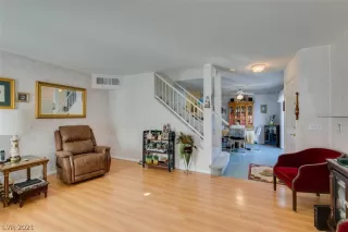 Photo #6: 2267703 Listing 