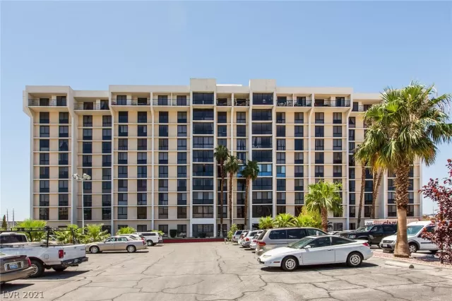 MLS: 2267710 Condo For Sale