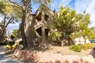 Photo #1: 2267712 Listing 