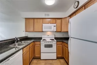 Photo #2: 2267712 Listing 