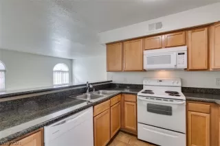 Photo #4: 2267712 Listing 