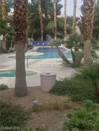 Photo #2: 2267725 Listing