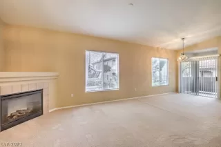 Photo #3: 2267781 Listing