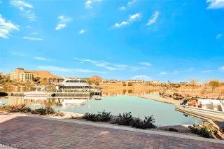 Photo #3: 2267789 Listing