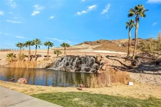 Photo #4: 2267789 Listing