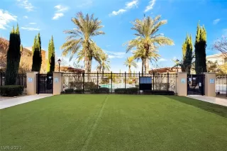 Photo #6: 2267789 Listing