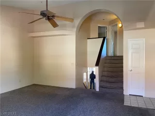 Photo #2: 2267798 Listing