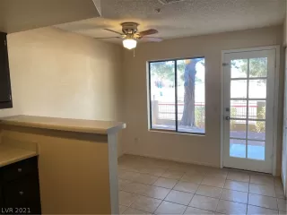 Photo #5: 2267798 Listing