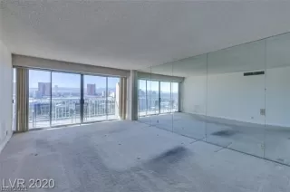 Photo #5: 2267849 Listing